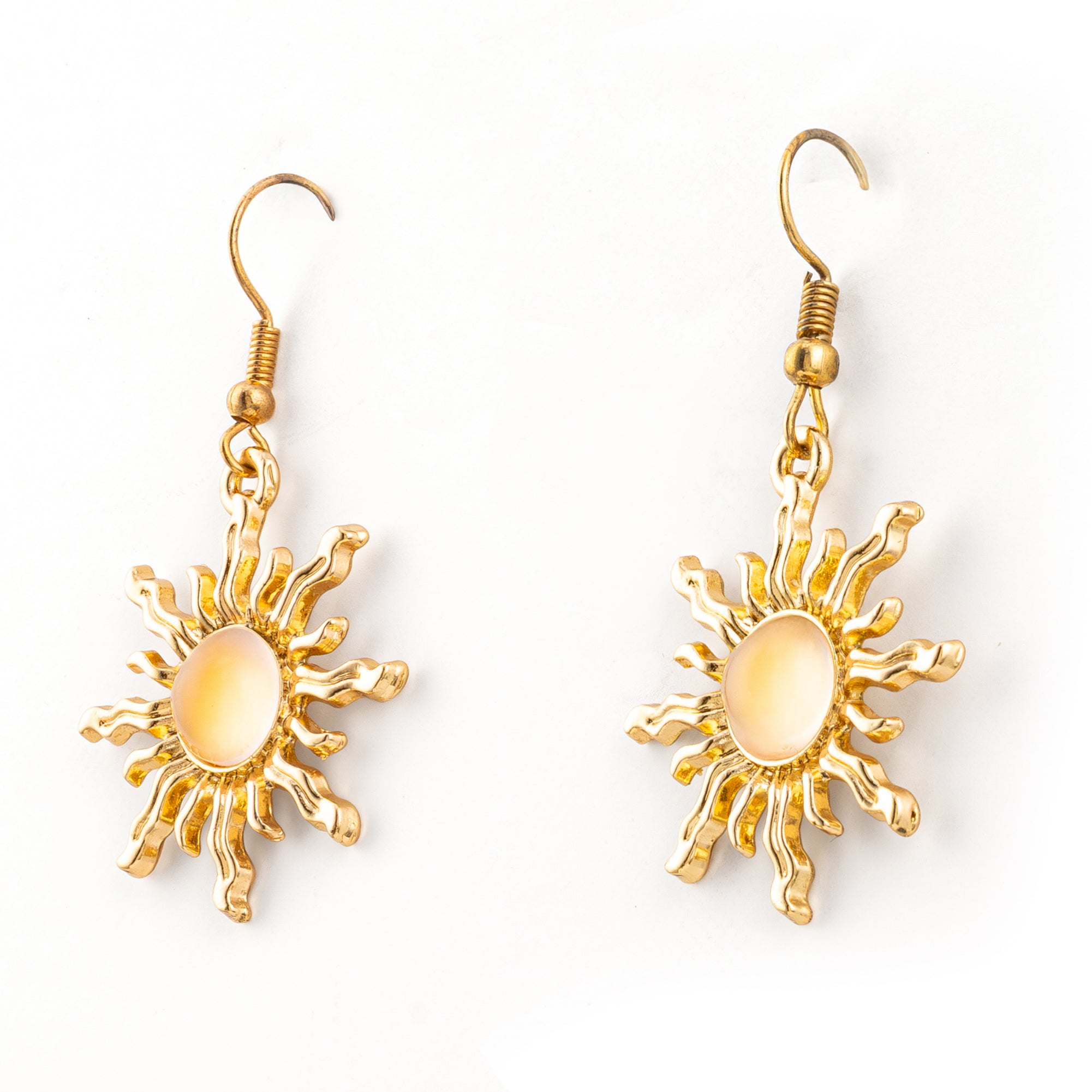 Solvra Earring